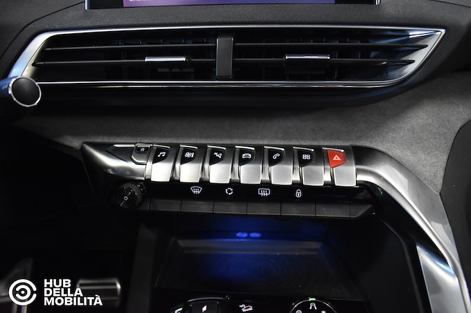 PEUGEOT 5008 BlueHDi 180 S&S EAT8 GT